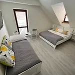 Garni U Svateho Urbana