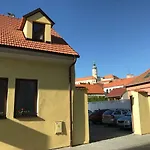 Garni U Svatého Urbana 2*