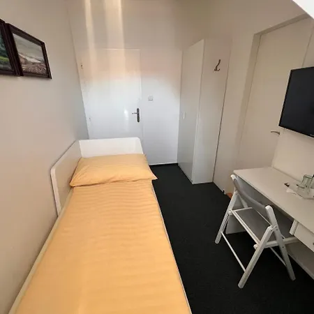 Garni U Svateho Urbana