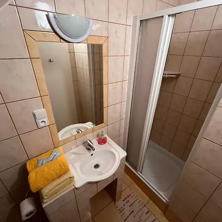 Garni U Svateho Urbana 2*