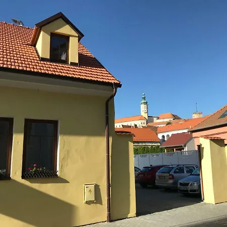 Garni U Svateho Urbana 2*