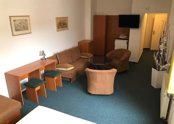 Garni U Svateho Urbana