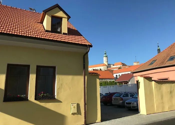 Garni U Svateho Urbana 2*